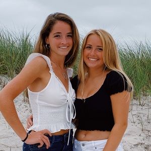 Meet your Posher, Caroline